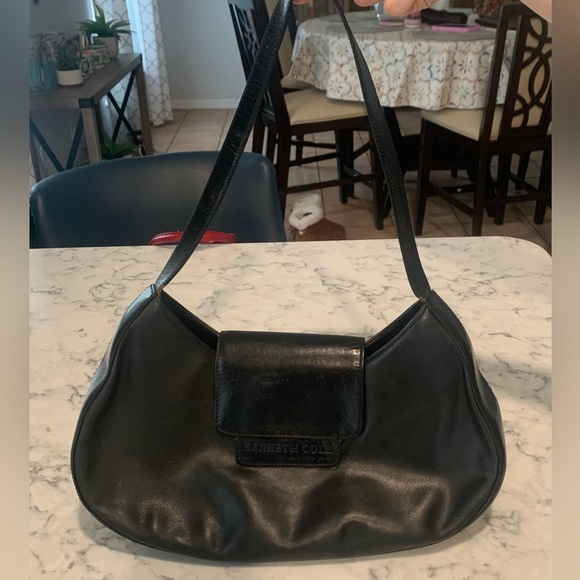 Kenneth Cole New York Handbags - Kenneth Cole black purse